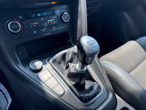 Used 2016 Ford Focus RS AWD/4WD image 18