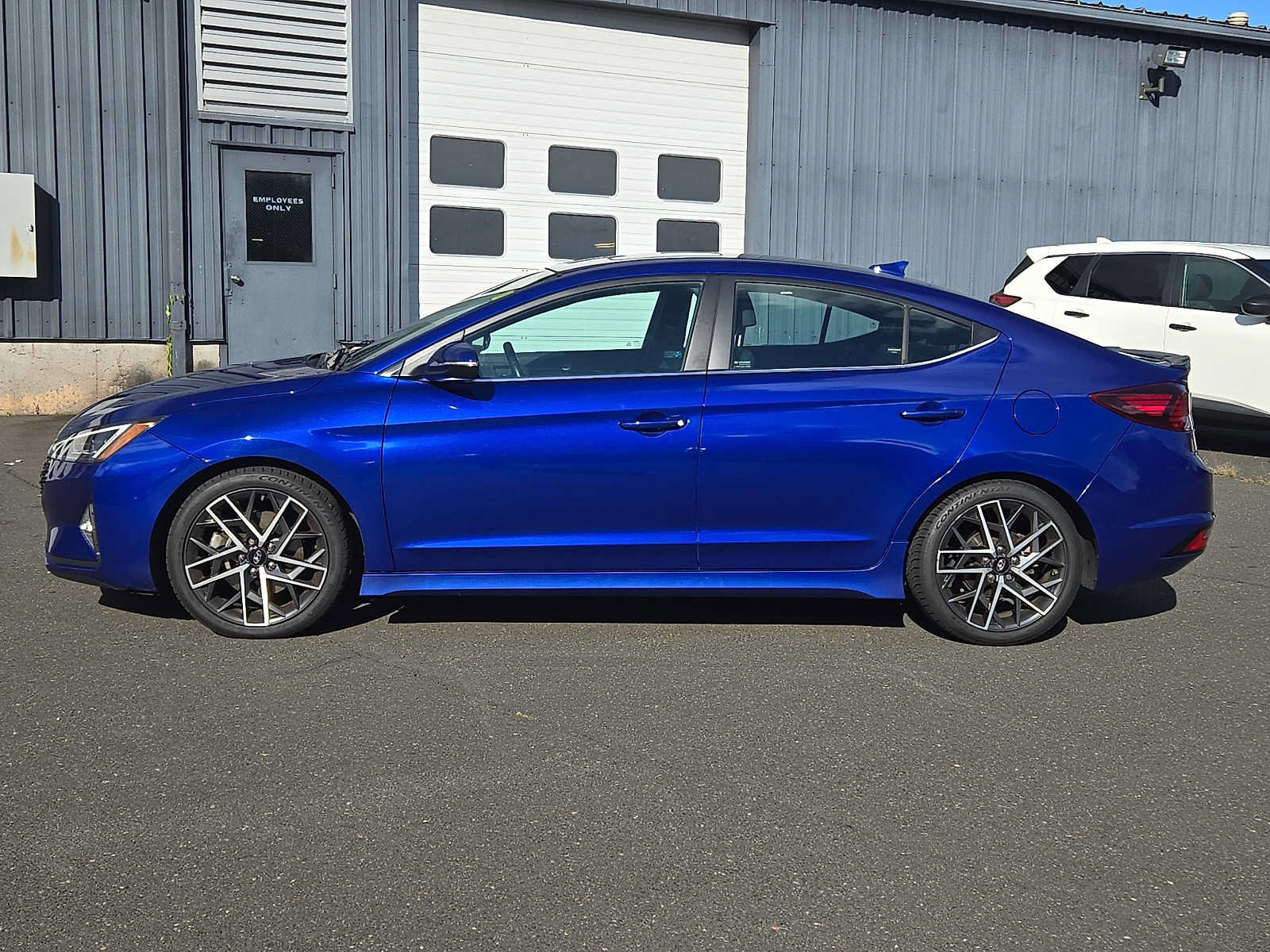 Used 2020 Hyundai Elantra Sport w/ Cargo Package (C1) FWD image 7