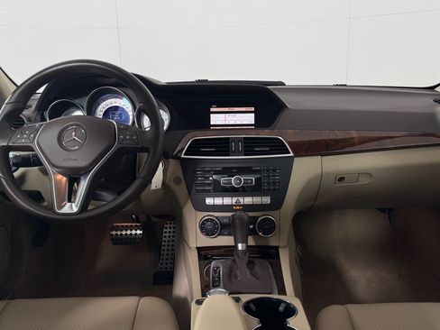 Used 2012 Mercedes-Benz C 300 4MATIC Sedan image 20