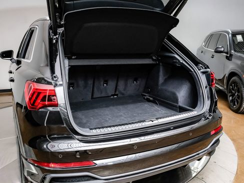 Used 2025 Audi Q3 2.0T Premium image 55