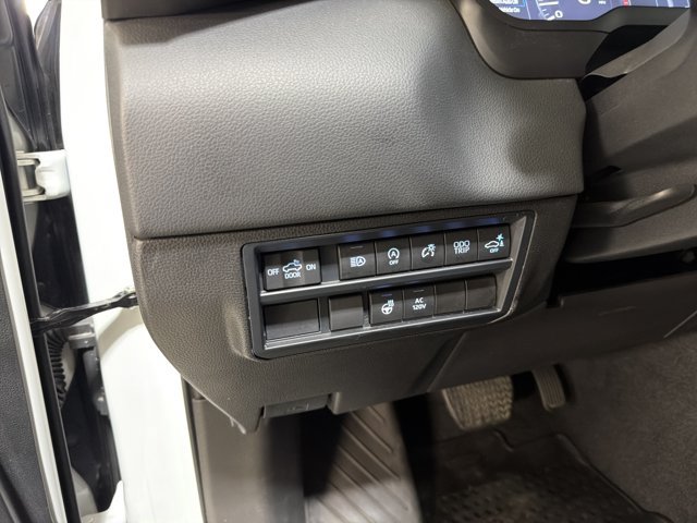 Used 2024 Toyota Tundra Limited AWD/4WD image 35