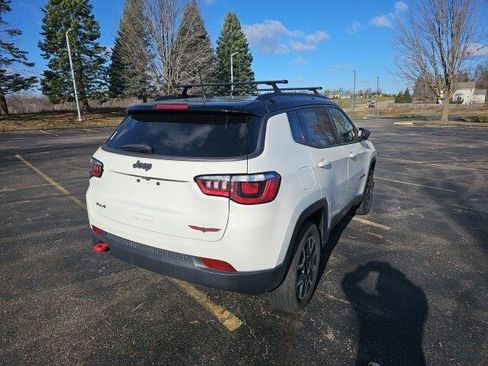 Used 2019 Jeep Compass Trailhawk image 6