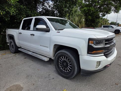 Used 2016 Chevrolet Silverado 1500 LT w/ All Star Edition AWD/4WD image 4