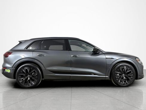 Used 2024 Audi Q8 e-tron Prestige w/ Prestige Package AWD/4WD image 6