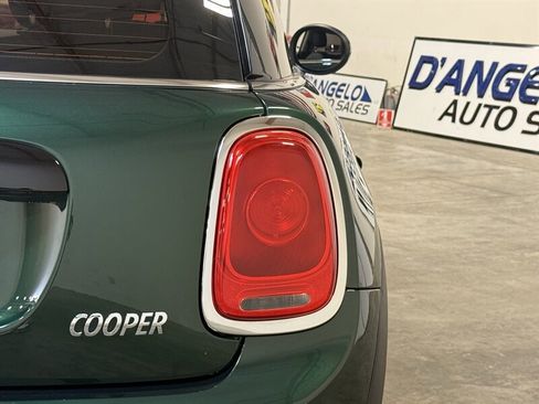 Used 2017 MINI Cooper 2-Door Hardtop FWD image 5