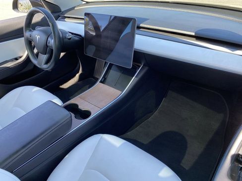 Used 2019 Tesla Model 3 Long Range image 14