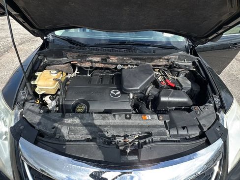 Used 2011 MAZDA CX-9 Touring w/ Moonroof & Bose Audio Pkg FWD image 15