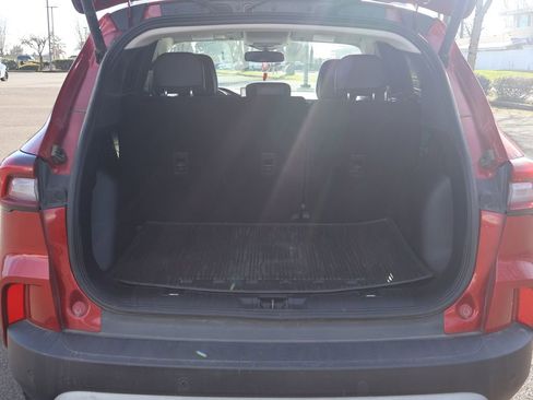 Used 2023 Ford Escape Platinum w/ Premium Technology Package image 6