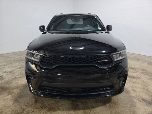 Used 2024 Dodge Durango GT image 2