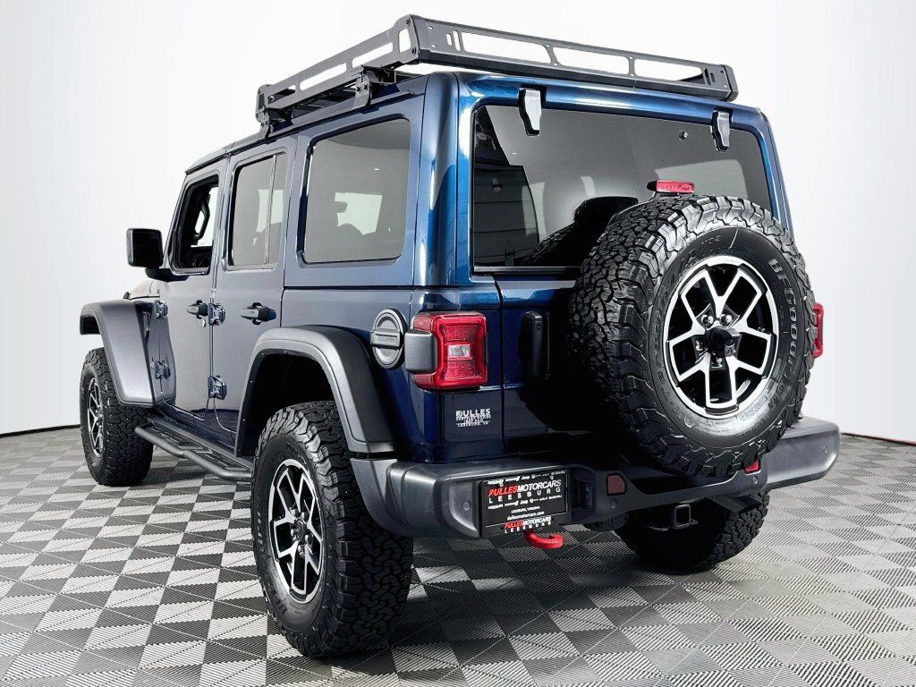 Used 2025 Jeep Wrangler Unlimited Rubicon w/ Safety Group AWD/4WD image 5