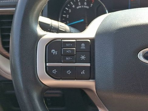 Used 2024 Ford Expedition Limited RWD image 25