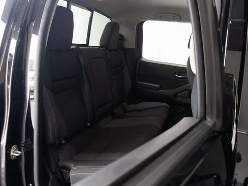 Used 2024 Nissan Frontier SV w/ SV Convenience Package RWD image 24