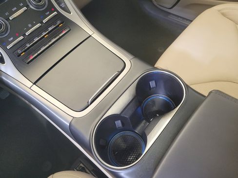 Used 2019 Lincoln Nautilus Select FWD image 26