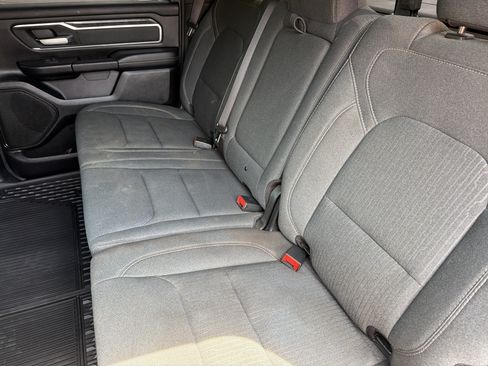 Used 2021 RAM 1500 Big Horn AWD/4WD image 17