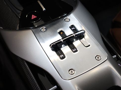 Used 2025 Ferrari 12Cilindri RWD image 32