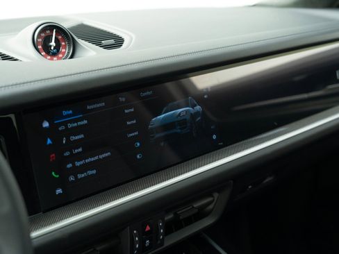 New 2026 Porsche Cayenne GTS image 26