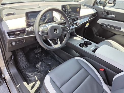 Used 2026 Honda Prologue Touring image 16