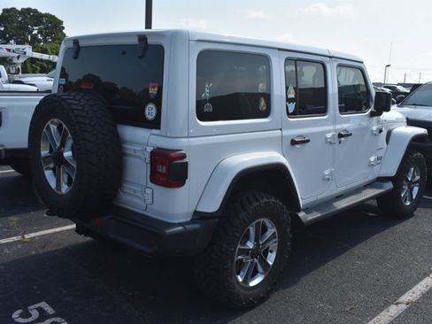 Used 2021 Jeep Wrangler Unlimited Sahara AWD/4WD image 3
