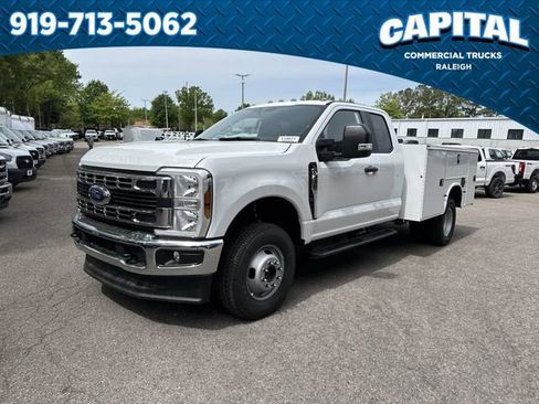 New 2026 Ford F350 XL w/ XL Chrome Package AWD/4WD image 4