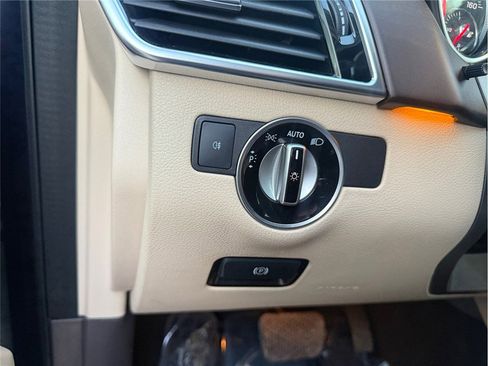 Used 2019 Mercedes-Benz GLS 550 4MATIC image 28