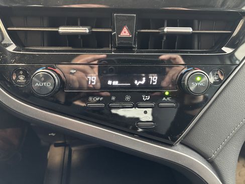 Used 2023 Toyota Camry LE image 19