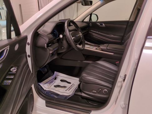 Used 2021 Genesis GV80 2.5T image 16