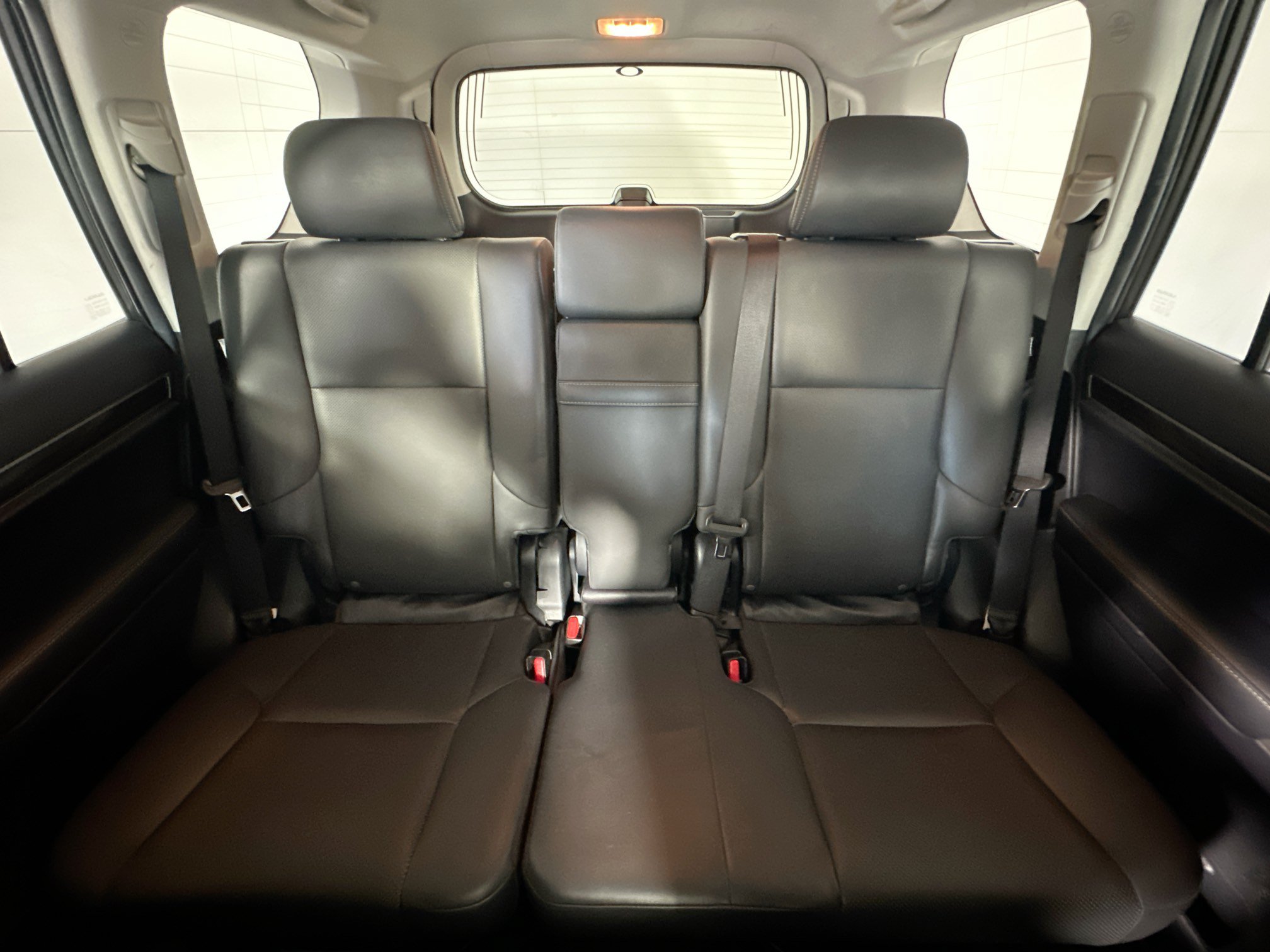 Used 2016 Lexus GX 460 w/ Navigation Package AWD/4WD image 30