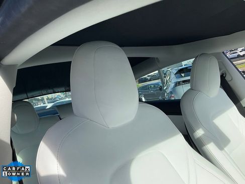 Used 2019 Tesla Model 3 Long Range image 61