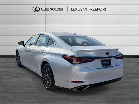 Certified 2024 Lexus ES 350 w/ Premium Package image 6