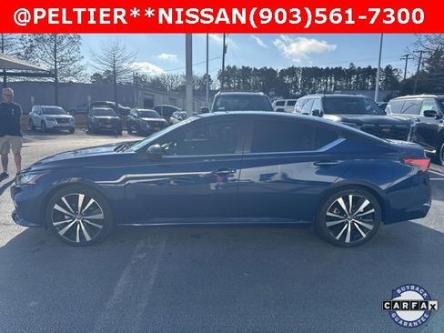 Certified 2022 Nissan Altima 2.5 SR image 6