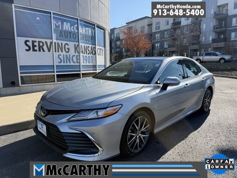 Used 2024 Toyota Camry XLE image 1