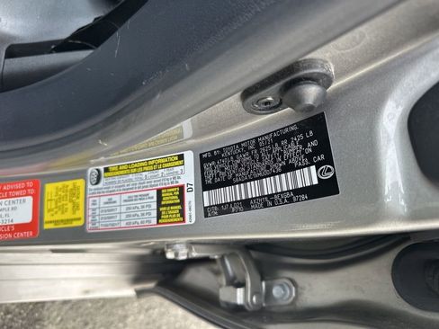 Used 2021 Lexus ES 300h w/ Premium Package image 36