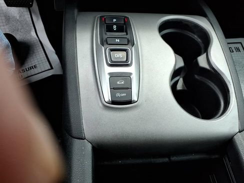 Used 2022 Honda Pilot Sport image 16