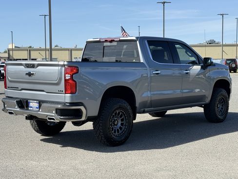 New 2026 Chevrolet Silverado 1500 LTZ w/ LTZ Premium Package AWD/4WD image 5