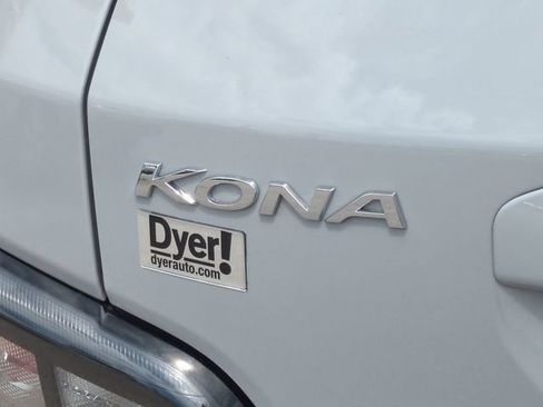 Used 2023 Hyundai Kona SEL FWD image 13