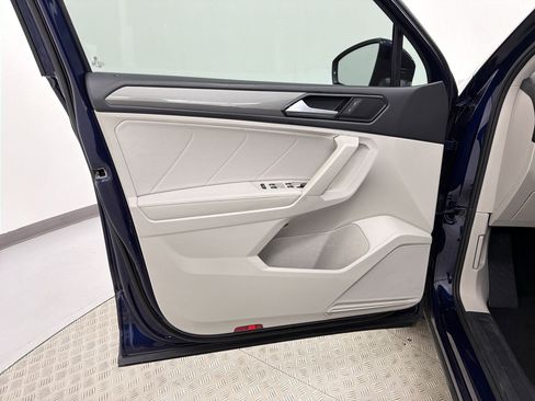 Used 2023 Volkswagen Tiguan SE image 20
