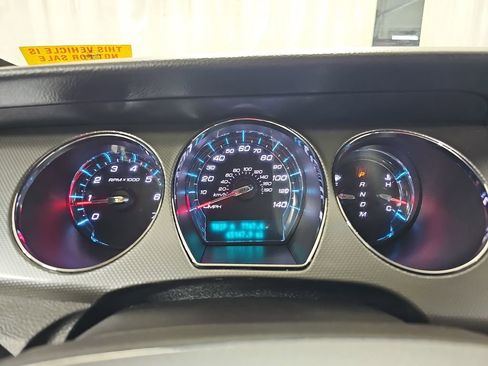 Used 2012 Ford Taurus SEL image 23