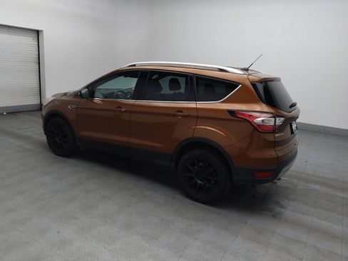 Used 2017 Ford Escape Titanium image 3