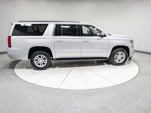Used 2019 Chevrolet Suburban LS w/ Skid Plate Package AWD/4WD image 29