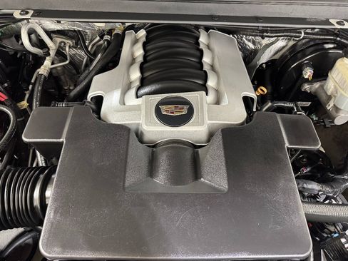 Used 2016 Cadillac Escalade ESV Premium AWD/4WD image 83