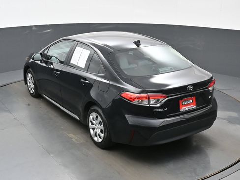 Used 2024 Toyota Corolla LE FWD image 35