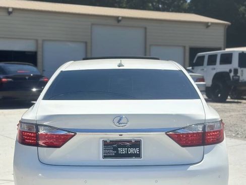 Used 2013 Lexus ES 350 w/ Luxury Pkg FWD image 6