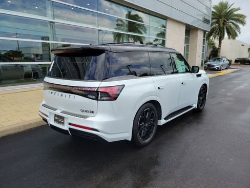 New 2026 INFINITI QX80 4WD image 4
