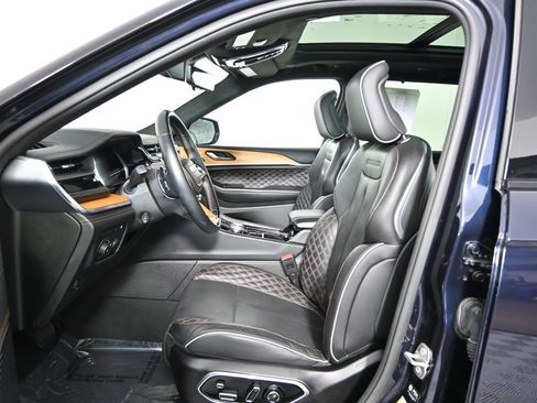 Used 2022 Jeep Grand Cherokee Summit 4xe AWD/4WD image 22