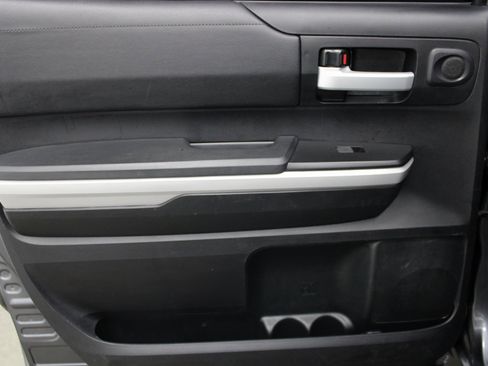 Used 2018 Toyota Tundra SR5 w/ SR5 Upgrade Package image 16