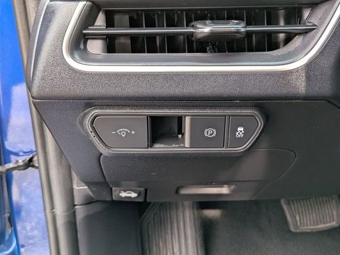 Used 2025 Kia K4 FWD image 18