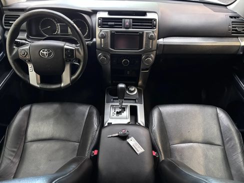 Used 2016 Toyota 4Runner SR5 AWD/4WD image 11