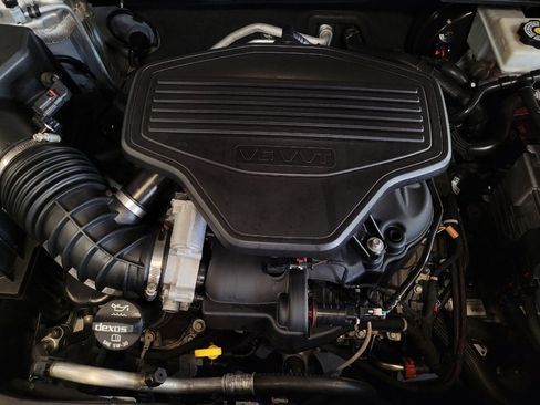 Used 2019 Chevrolet Blazer LT FWD image 30
