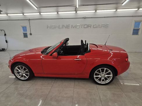 Used 2012 MAZDA MX-5 Miata Touring RWD image 7