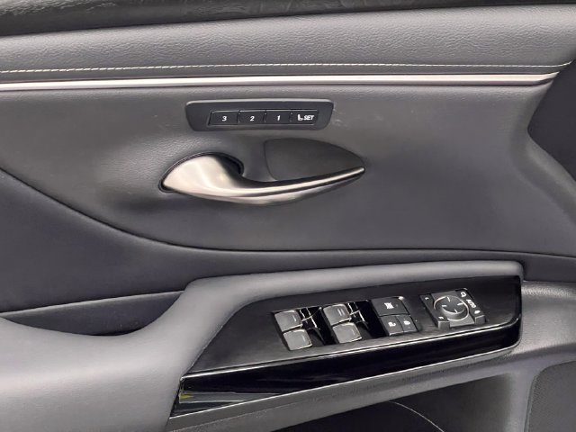 Certified 2024 Lexus ES 350 w/ Premium Package FWD image 10